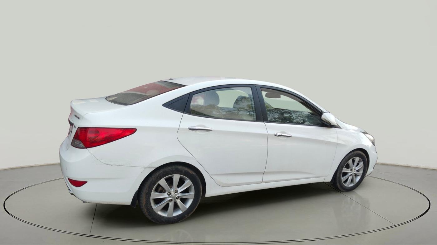 2012 Hyundai Verna FLUIDIC 1.6 CRDI SX OPT, Diesel, Manual, 1,21,016 km, exterior