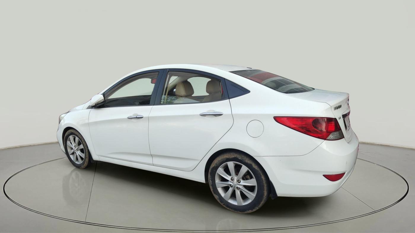 2012 Hyundai Verna FLUIDIC 1.6 CRDI SX OPT, Diesel, Manual, 1,21,016 km, exterior