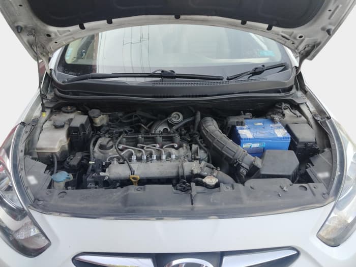2012 Hyundai Verna FLUIDIC 1.6 CRDI SX OPT, Diesel, Manual, 1,21,016 km, exterior