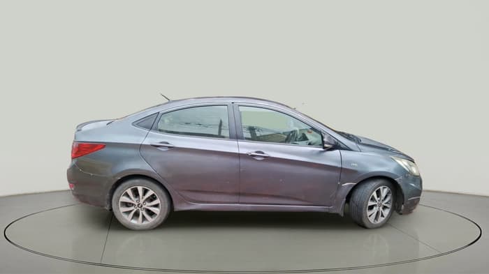 2014 Hyundai Verna FLUIDIC 1.6 CRDI SX, Diesel, Manual, 1,18,131 km, exterior