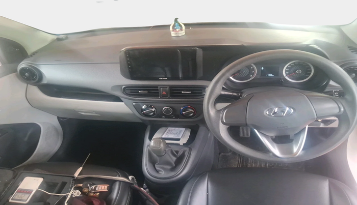 2022 Hyundai GRAND I10 NIOS ERA 1.2 KAPPA VTVT, Petrol, Manual, 11,366 km, interior