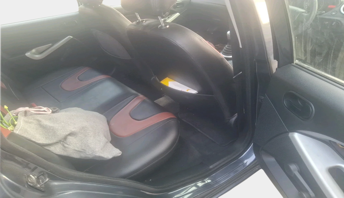 2011 Ford Figo ZXI 1.2 PETROL, Petrol, Manual, 1,15,093 km, interior