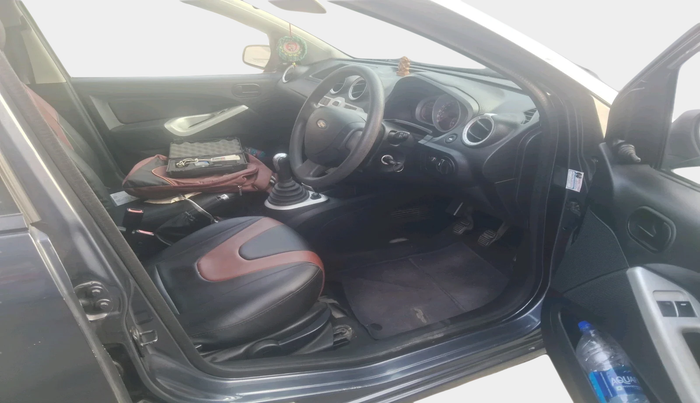 2011 Ford Figo ZXI 1.2 PETROL, Petrol, Manual, 1,15,093 km, interior