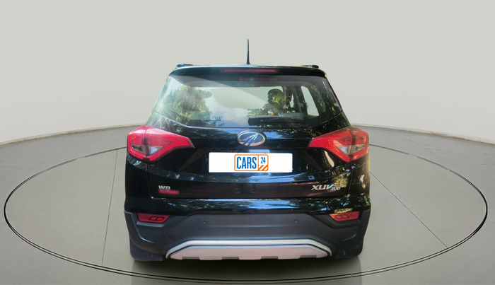2021 Mahindra XUV300 W8 (O) 1.2 PETROL, Petrol, Manual, 54,482 km, exterior