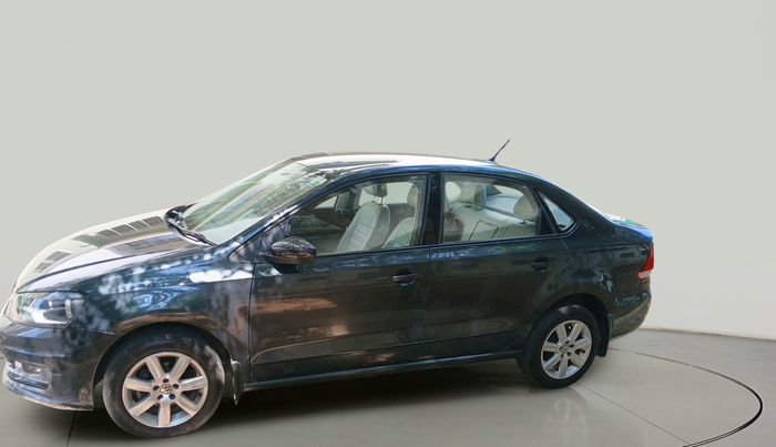 2016 Volkswagen Vento COMFORTLINE 1.2 TSI AT, Petrol, Automatic, 1,21,903 km, exterior