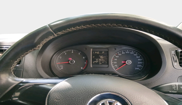 2016 Volkswagen Vento COMFORTLINE 1.2 TSI AT, Petrol, Automatic, 1,21,903 km, interior