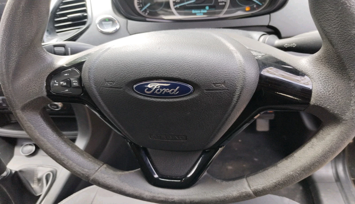 2019 Ford New Figo TITANIUM 1.2 PETROL MT, Petrol, Manual, 80,362 km, interior