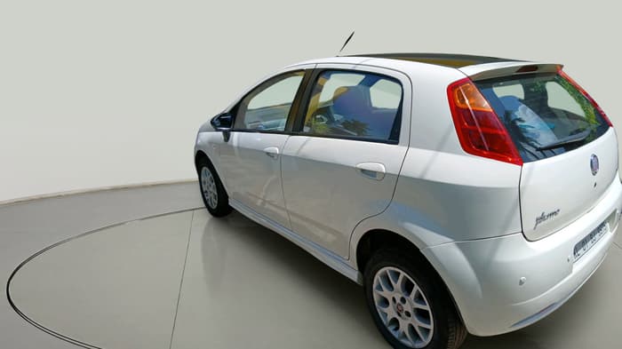 2012 Fiat Grand Punto EMOTION PACK 1.3, Diesel, Manual, 1,30,828 km, exterior
