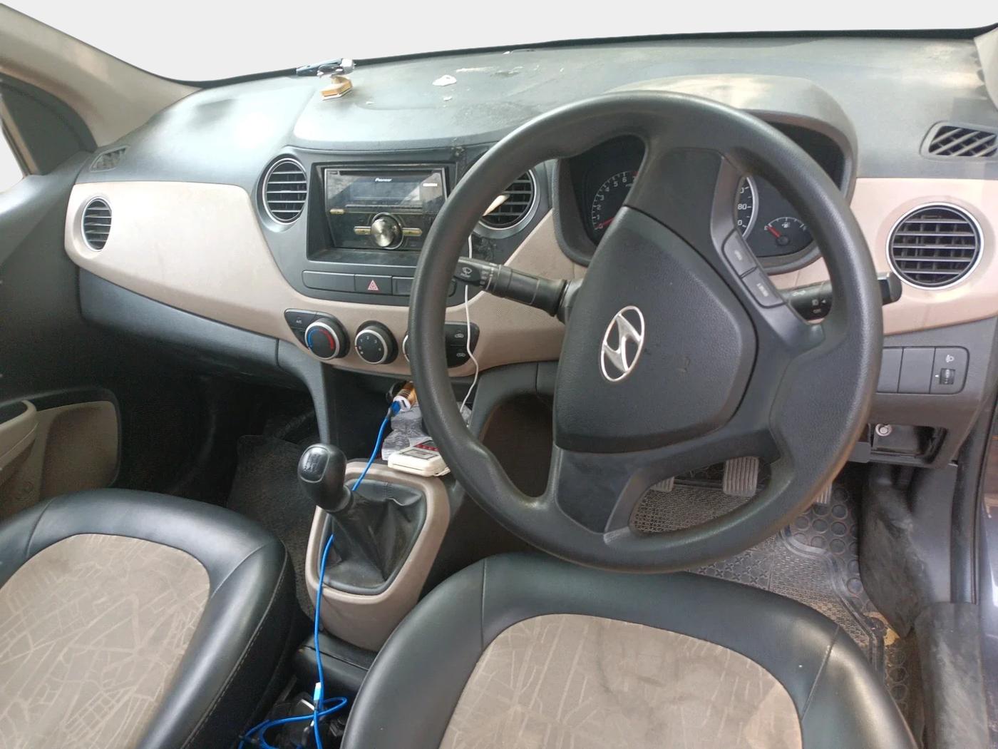 2014 Hyundai Grand i10 MAGNA 1.2 KAPPA VTVT, Petrol, Manual, 72,463 km, interior