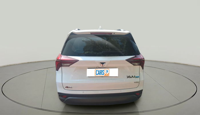 2022 Mahindra XUV700 AX 7 LUXURY P AT 7 STR, Petrol, Automatic, 93,809 km, exterior