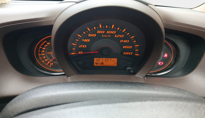 2013 Honda Amaze 1.2L I-VTEC S, Petrol, Manual, 1,21,107 km, interior