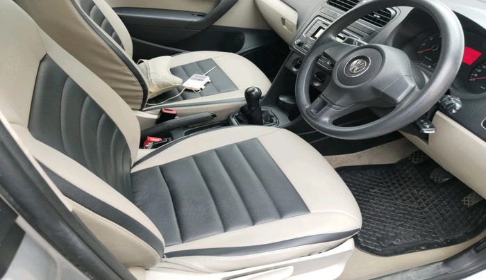 2013 Volkswagen Polo COMFORTLINE 1.2L PETROL, Petrol, Manual, 30,821 km, interior