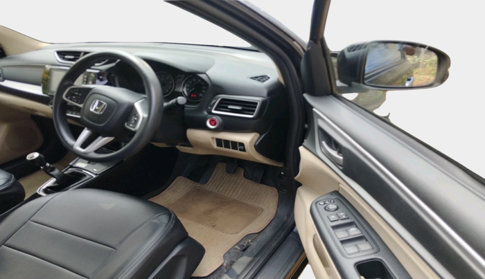 2024 Honda Amaze 1.2L I-VTEC VX, Petrol, Manual, 20,428 km, interior