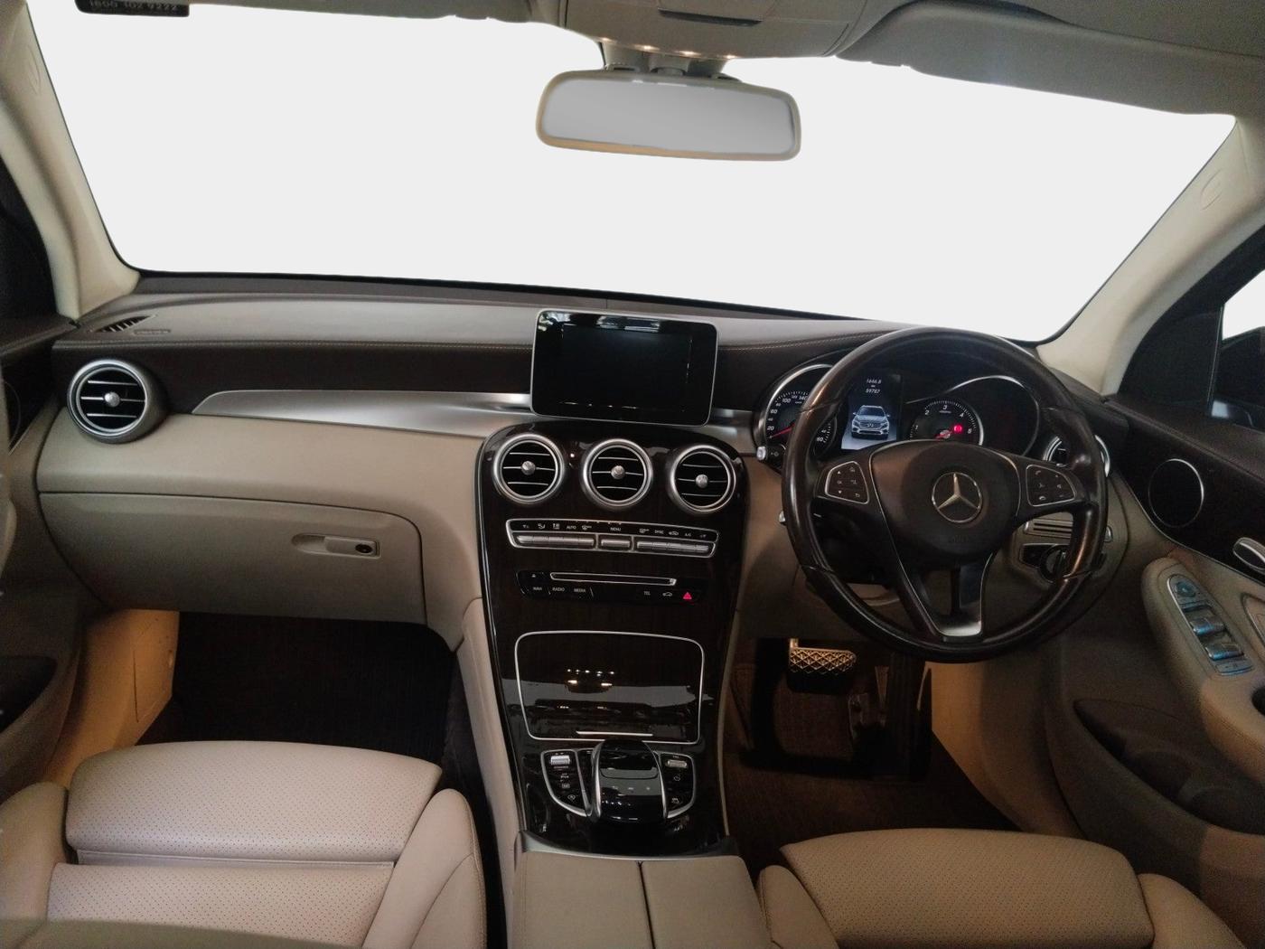 2017 Mercedes Benz GLC CLASS 220 D 4 MATIC, Diesel, Automatic, 59,789 km, interior