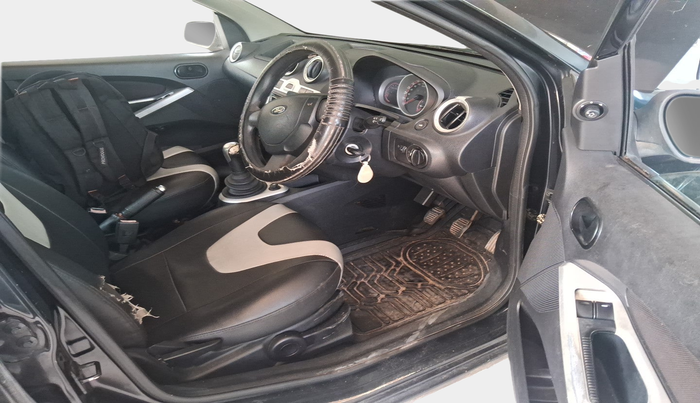 2010 Ford Figo EXI 1.4 DIESEL, Diesel, Manual, 1,23,856 km, interior