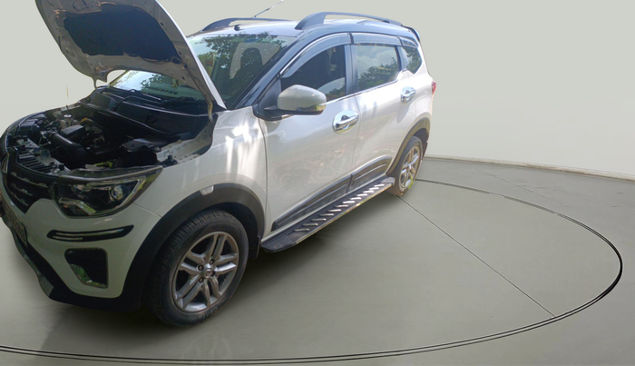 2020 Renault TRIBER RXZ, Petrol, Manual, 20,719 km, exterior