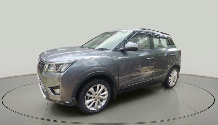 2021 Mahindra XUV300 W8 1.5 DIESEL, Diesel, Manual, 39,217 km, exterior