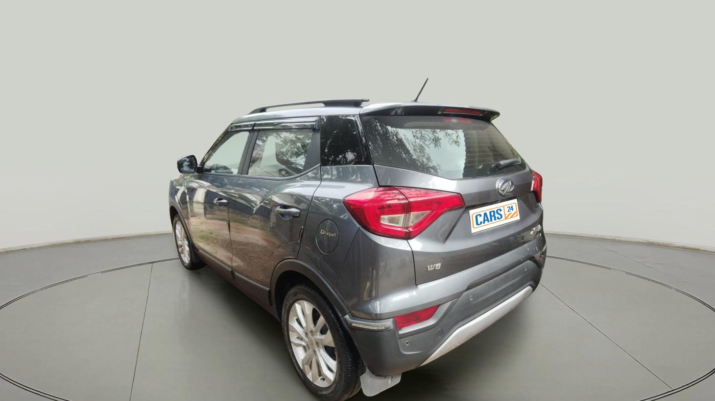 2021 Mahindra XUV300 W8 1.5 DIESEL, Diesel, Manual, 39,600 km, exterior