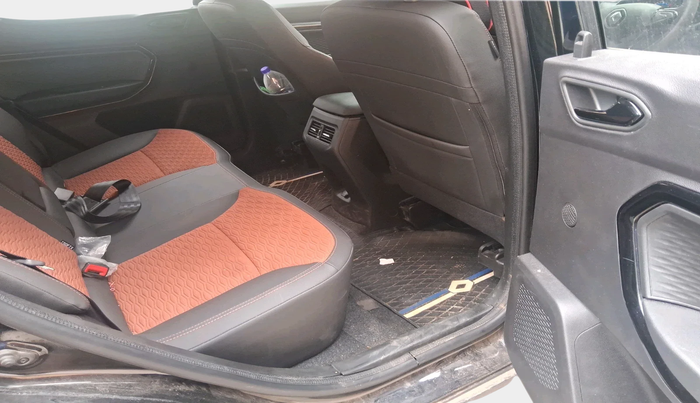 2024 Renault Kiger RXT (O) MT, Petrol, Manual, 17,392 km, interior