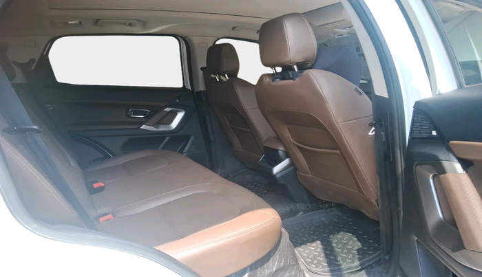 2020 Tata Harrier XZA PLUS 2.0L, Diesel, Automatic, 26,739 km, interior
