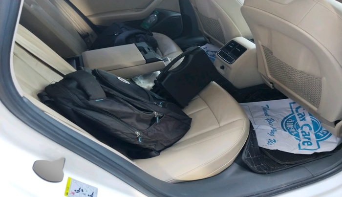 2018 Audi A4 35 TDI Technology, Diesel, Automatic, 1,61,692 km, interior