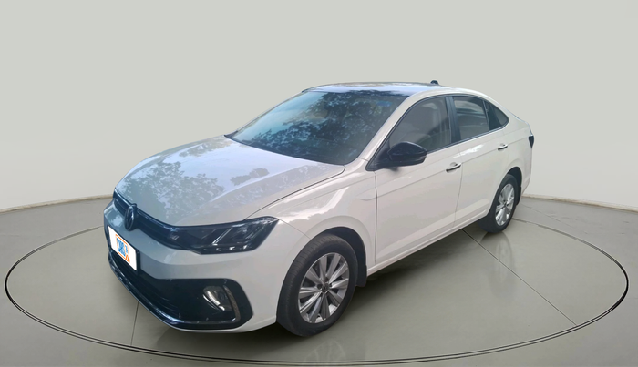 2022 Volkswagen VIRTUS HIGHLINE TSI 1.0 MT, Petrol, Manual, 30,373 km, exterior