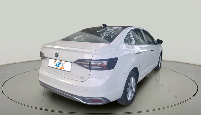 2022 Volkswagen VIRTUS HIGHLINE TSI 1.0 MT, Petrol, Manual, 30,373 km, exterior