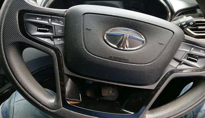 2022 Tata Harrier XT PLUS 2.0L KRYOTEC DARK EDITON, Diesel, Manual, 42,377 km, interior