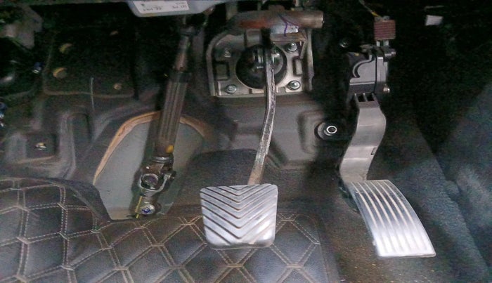 2024 KIA SONET HTK PLUS 1.0 TURBO PETROL IMT, Petrol, Manual, 15,403 km, interior