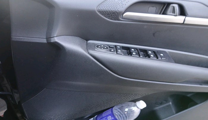 2024 KIA SONET HTK PLUS 1.0 TURBO PETROL IMT, Petrol, Manual, 15,403 km, interior