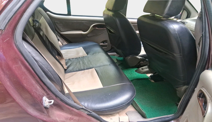 2011 Tata Indigo ECS VX CR4, Diesel, Manual, 1,22,083 km, interior