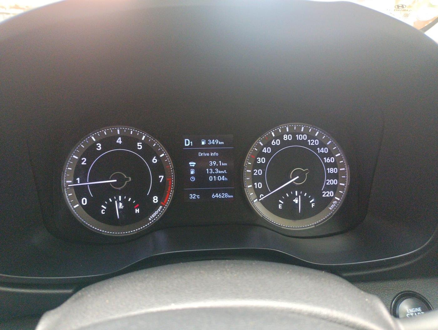 2019 Hyundai VENUE SX PLUS 1.0 TURBO DCT, Petrol, Automatic, 64,628 km, interior