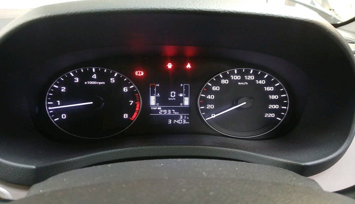 2017 Hyundai Creta SX PLUS 1.6 PETROL, Petrol, Manual, 31,403 km, interior