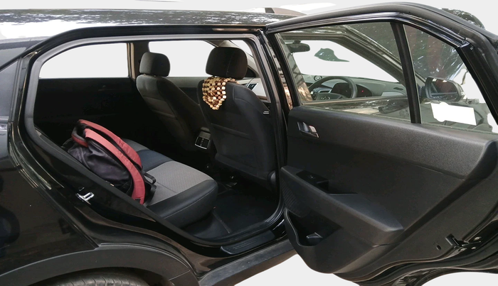 2017 Hyundai Creta SX PLUS 1.6 PETROL, Petrol, Manual, 31,403 km, interior