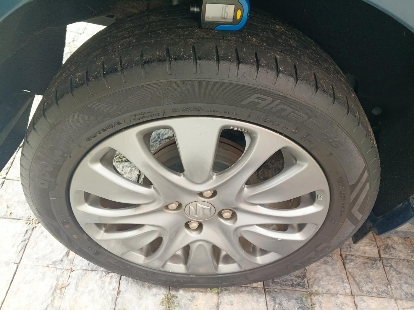 2017 Maruti Baleno ALPHA PETROL 1.2, Petrol, Manual, 29,072 km, tyre