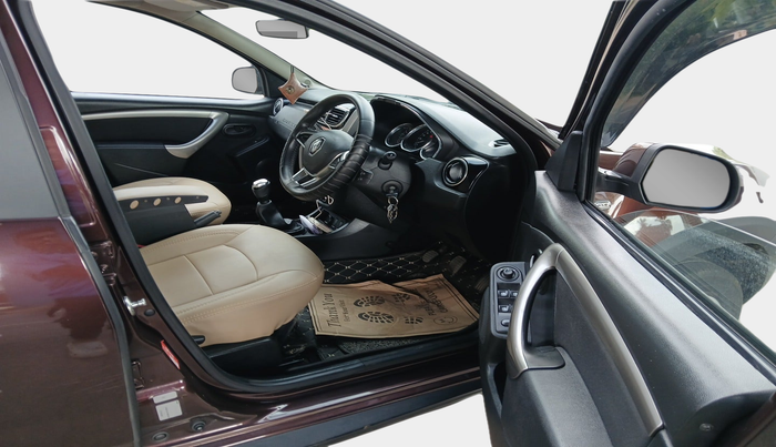 2020 Renault Duster RXS 1.5 PETROL MT, Petrol, Manual, 36,737 km, interior