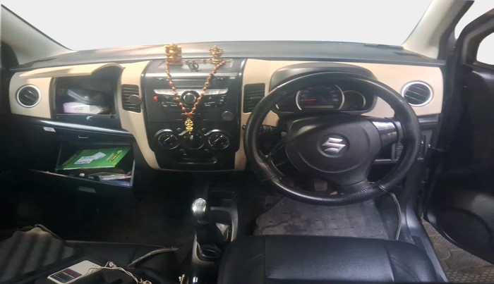 2018 Maruti Wagon R 1.0 VXI, Petrol, Manual, 63,305 km, interior