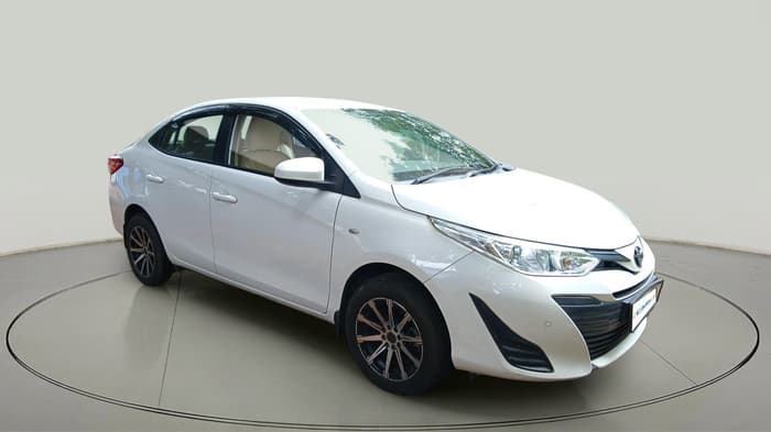 2018 Toyota YARIS J CVT, Petrol, Automatic, 62,812 km, exterior