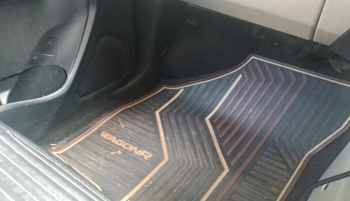 2022 Maruti New Wagon-R VXI 1.0 AMT, Petrol, Automatic, 35,617 km, interior