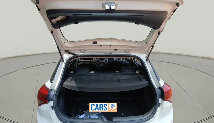 2016 Hyundai Elite i20 SPORTZ 1.2, Petrol, Manual, 1,81,810 km, exterior