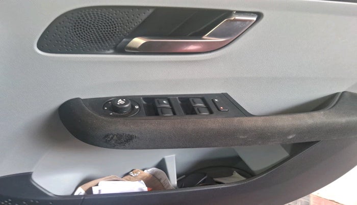 2020 Tata ALTROZ XZ PETROL, Petrol, Manual, 41,812 km, interior