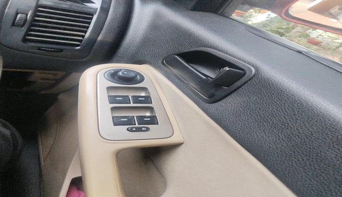 2012 Tata Indica Vista VX QUADRAJET, Diesel, Manual, 1,42,389 km, interior