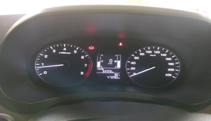 2017 Hyundai Creta  SX 1.6 Petrol , Petrol, Manual, 47,290 km, interior