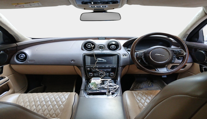 2016 Jaguar XJ L  3.0 Diesel , Diesel, Automatic, 68,386 km, interior