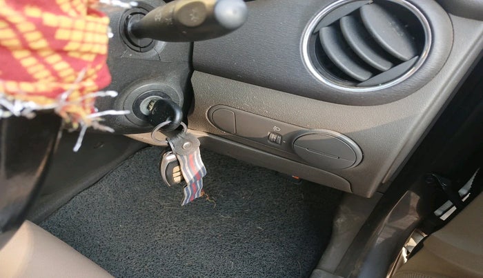 2013 Hyundai i10 SPORTZ 1.2, Petrol, Manual, 91,709 km, interior