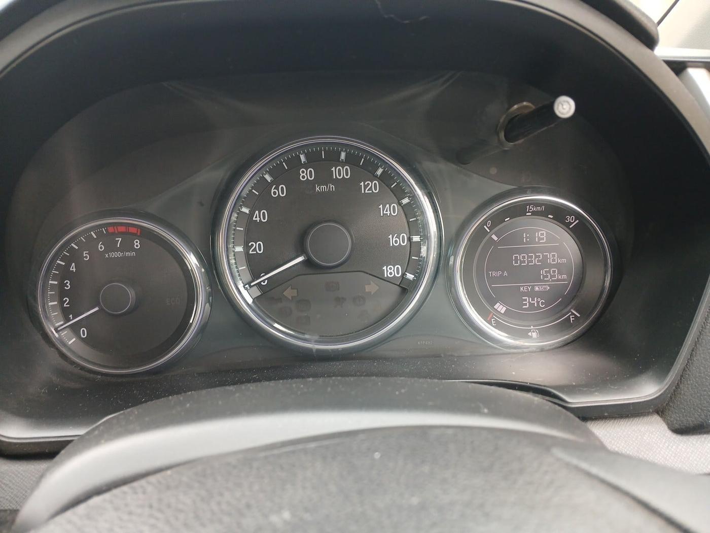2016 Honda BR-V 1.5L I-VTEC V, Petrol, Manual, 93,278 km, interior