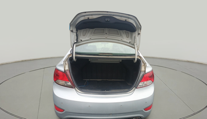 2012 Hyundai Verna FLUIDIC 1.6 CRDI SX, Diesel, Manual, 1,73,836 km, exterior