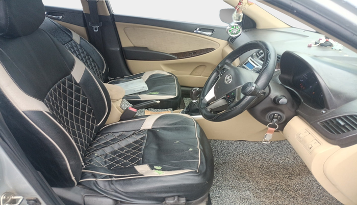 2012 Hyundai Verna FLUIDIC 1.6 CRDI SX, Diesel, Manual, 1,73,836 km, interior