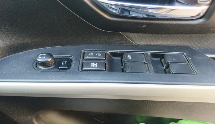 2016 Maruti S Cross ZETA 1.3, Diesel, Manual, 58,881 km, interior