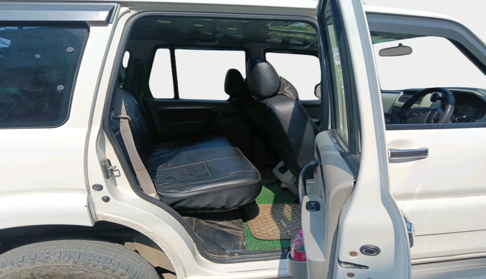 2019 Mahindra Scorpio S5, Diesel, Manual, 1,94,407 km, interior